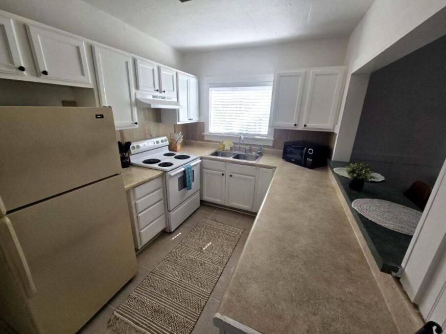 Апартаменти Cedar Street Retreat - Unit B Сейнт-Огастін Екстер'єр фото